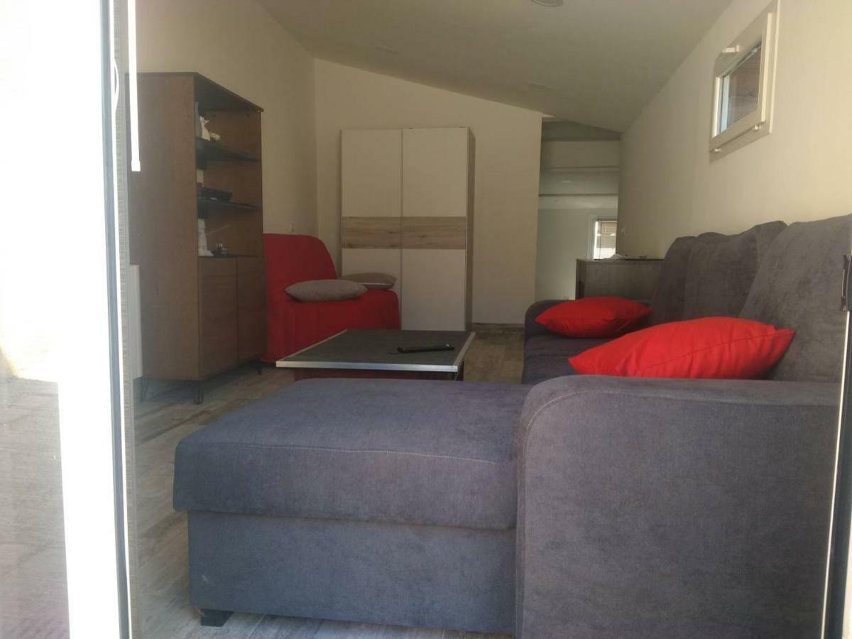 Вілла Tres Confortable Studio Maison Au Pied Dufaron Тулон Екстер'єр фото